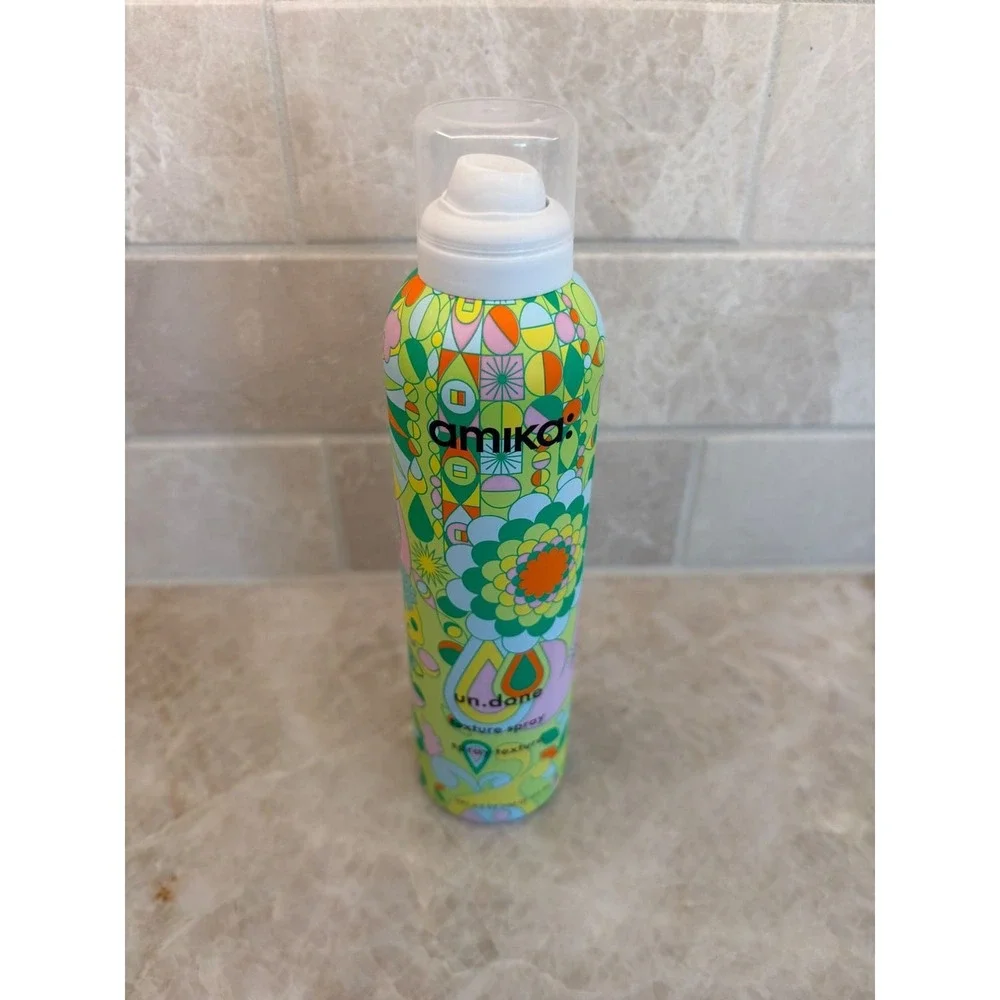 Amika Un.done Volume and Matte Texture Spray 5.3 oz 192 ml Beachy Hair Finish